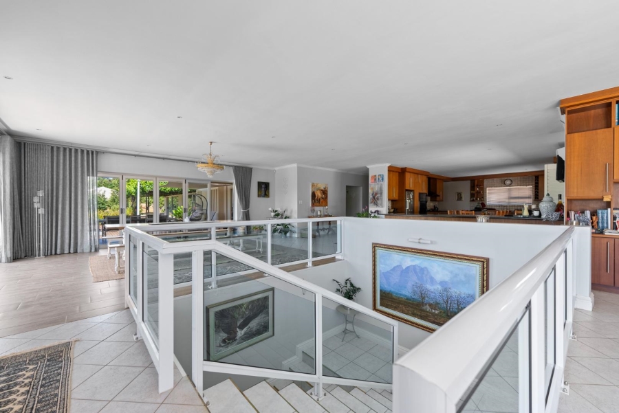 5 Bedroom Property for Sale in Stellenbosch Farms Western Cape